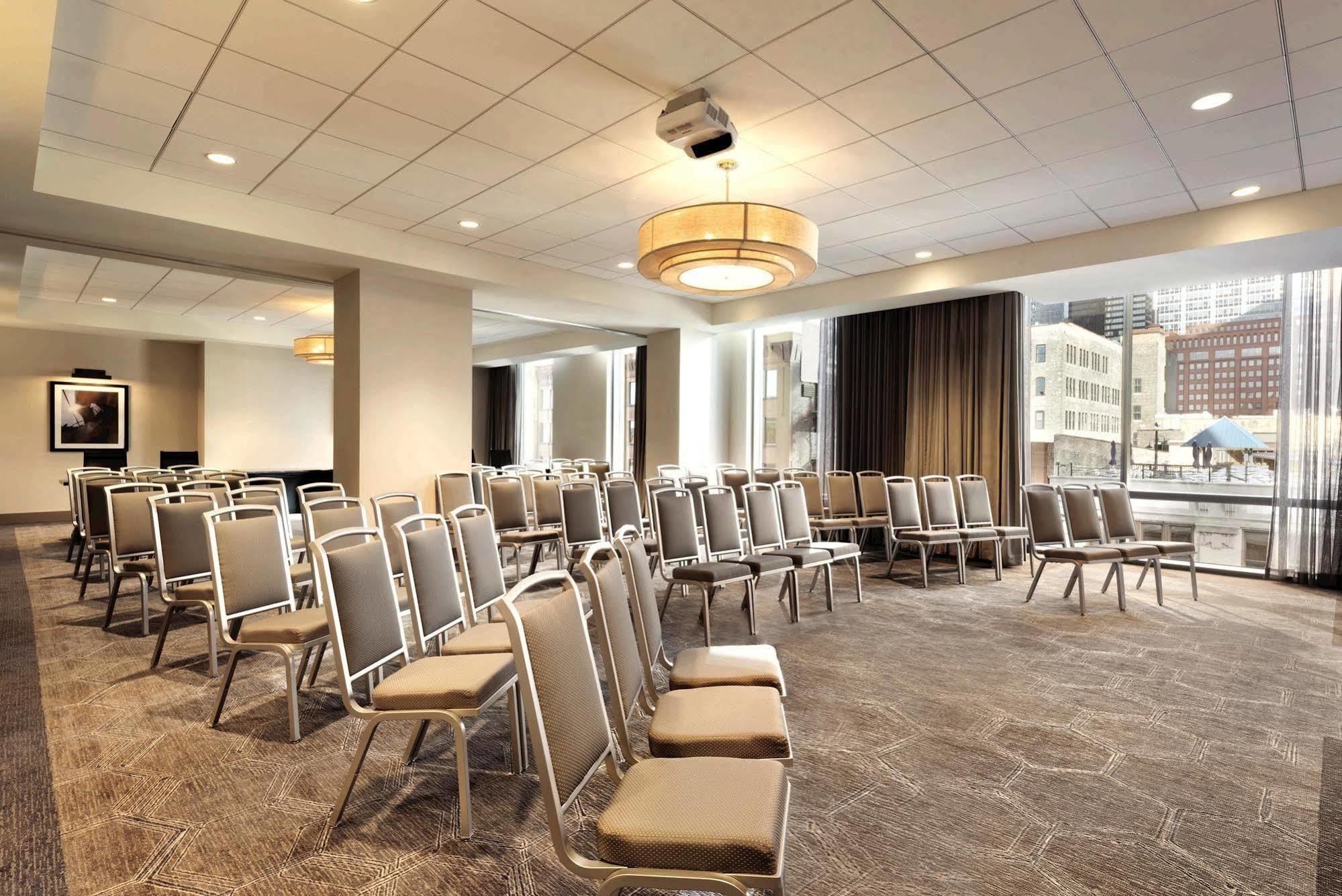Homewood Suites By Hilton Chicago West Loop Fulton Mkt Area Ngoại thất bức ảnh